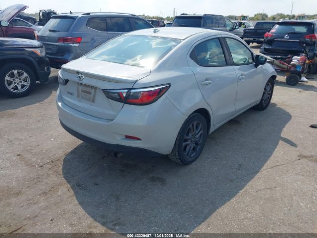 2019 TOYOTA YARIS 3MYDLBYV8KY500163 Photo 3