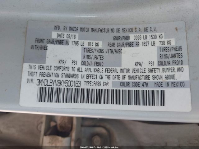 2019 TOYOTA YARIS 3MYDLBYV8KY500163 Photo 8