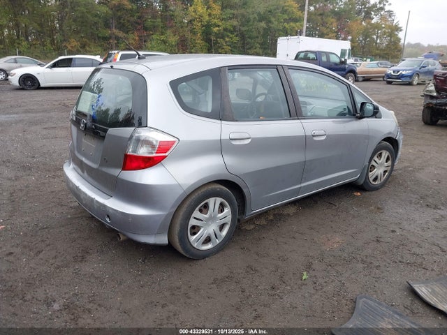 43329531 :رقم المزاد ، JHMGE8G21AS001474 vin ، 2010 Honda Fit مزاد بيع