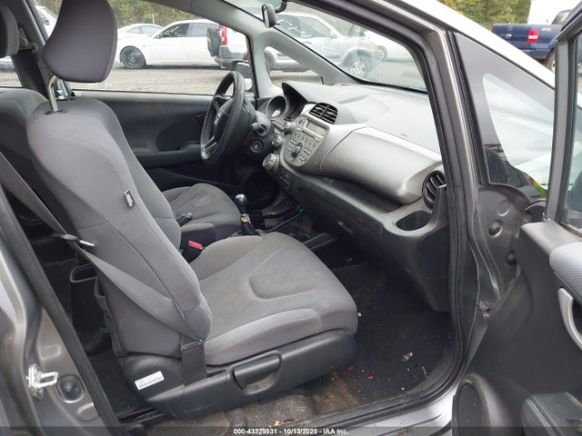 43329531 :رقم المزاد ، JHMGE8G21AS001474 vin ، 2010 Honda Fit مزاد بيع