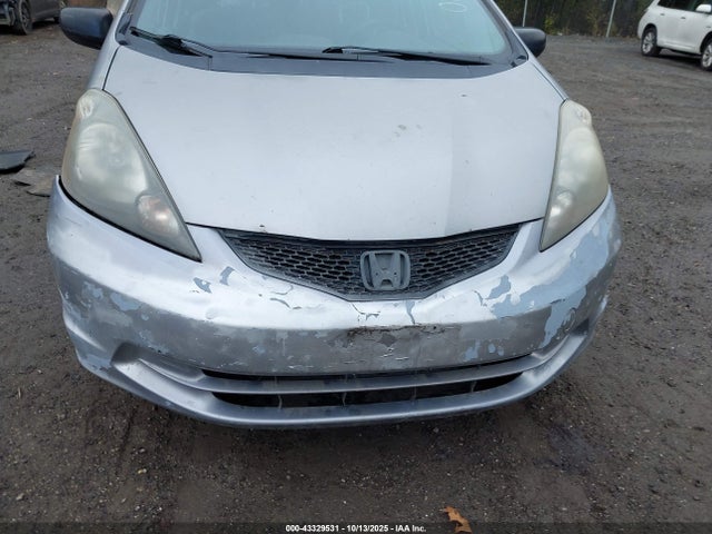 43329531 :رقم المزاد ، JHMGE8G21AS001474 vin ، 2010 Honda Fit مزاد بيع