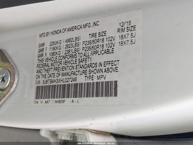 2017 ACURA RDX 5J8TB4H3XHL027246 Photo 8