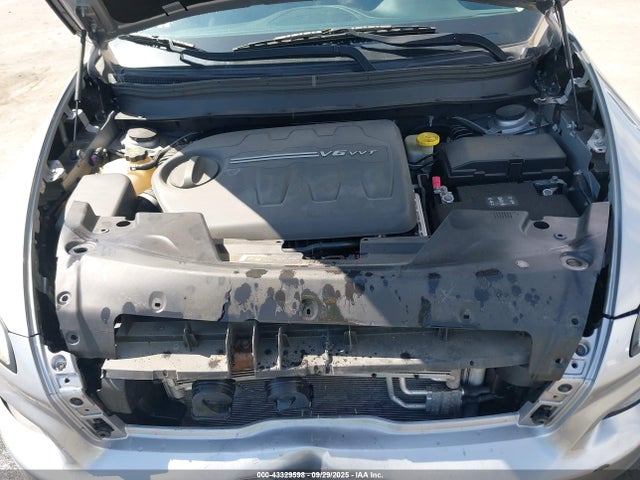 1C4PJLAS4GW329398 Jeep 2016