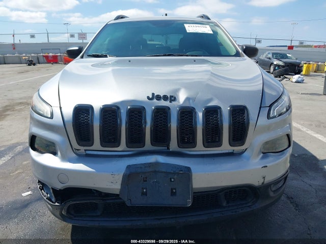 1C4PJLAS4GW329398 Jeep 2016