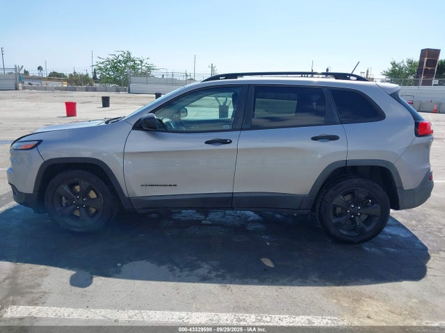 1C4PJLAS4GW329398 Jeep 2016