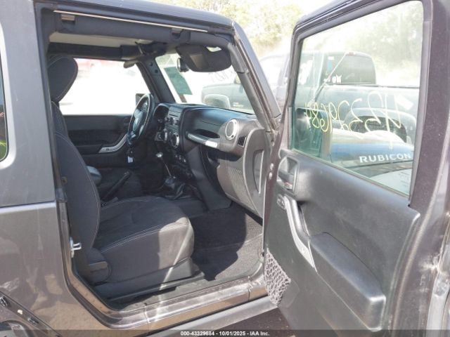 2018 JEEP WRANGLER JK 1C4BJWCG5JL911491 Photo 4