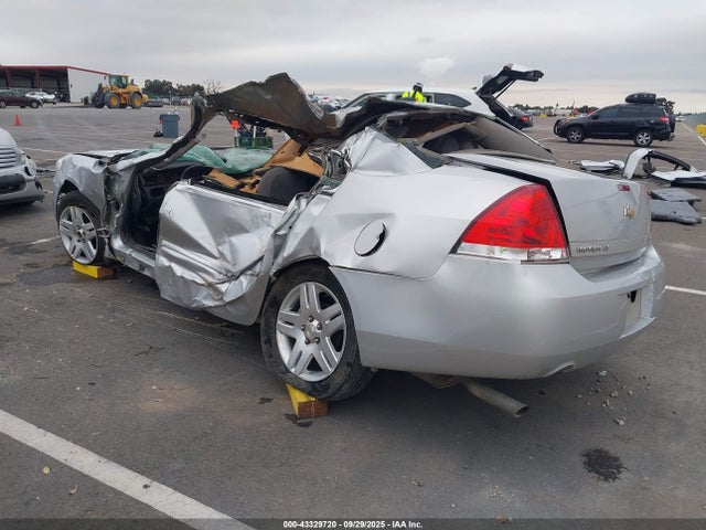 2G1WB5E32E1182728 Chevrolet lfx