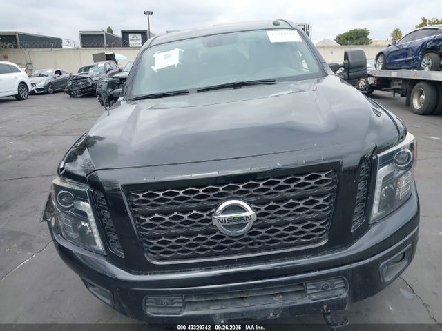 1N6BA1F47JN523488 Nissan 2018