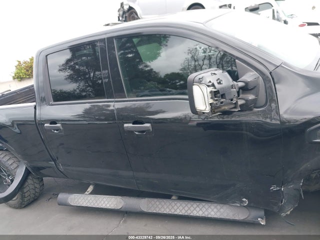 1N6BA1F47JN523488 Nissan 2018