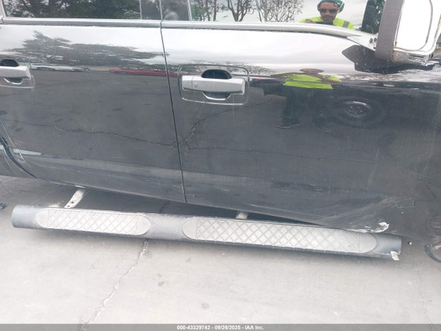 1N6BA1F47JN523488 Nissan 2018