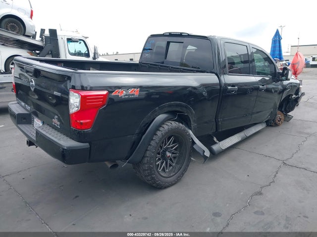 1N6BA1F47JN523488 Nissan 2018