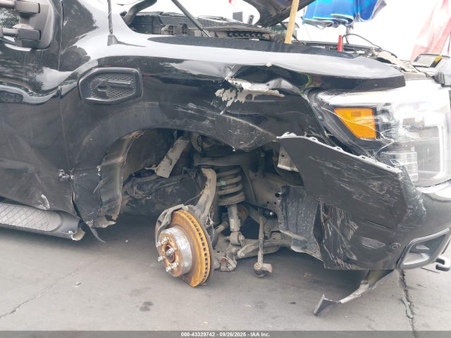 1N6BA1F47JN523488 Nissan 2018