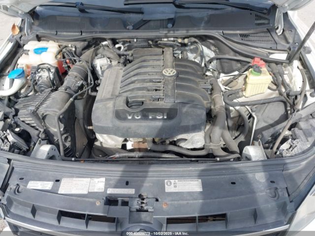 2012 VOLKSWAGEN TOUAREG WVGEF9BP0CD006943 Photo 9
