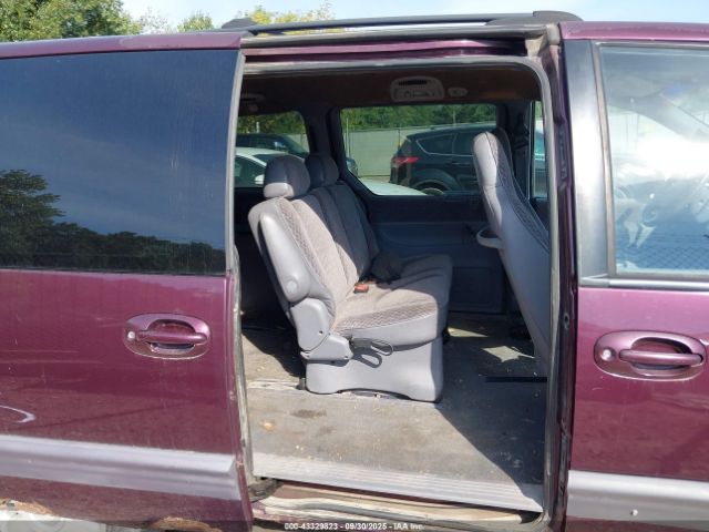 2000 CHRYSLER GRAND VOYAGER 1C4GJ44G0YB642566 Photo 7