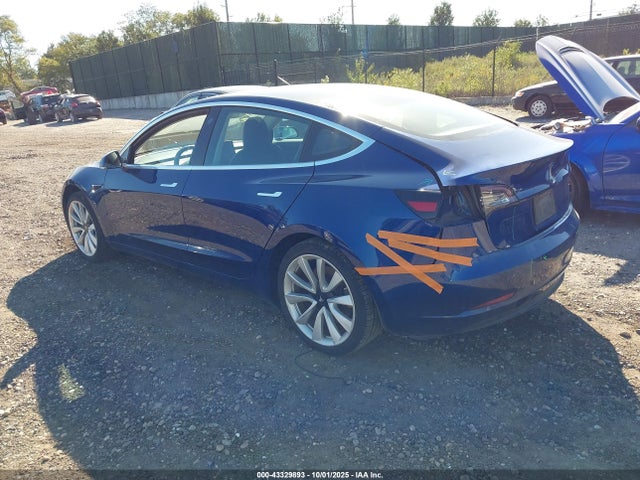 2020 TESLA MODEL 3 5YJ3E1EA9LF598603 Photo 2