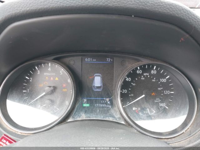 2018 NISSAN ROGUE 5N1AT2MTXJC827799 Photo 6