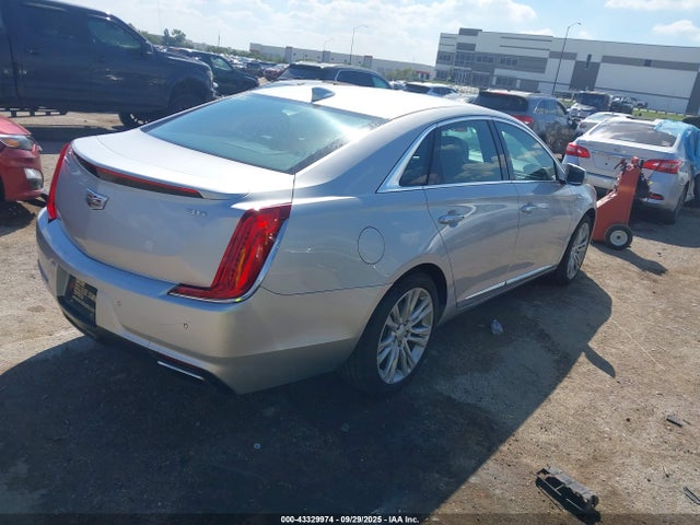2018 CADILLAC XTS 2G61M5S3XJ9133064 Photo 3