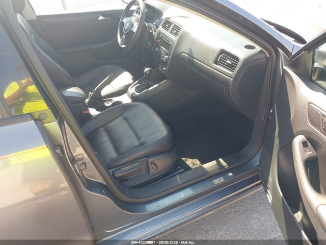 Volkswagen 2014 2014 3VWD17AJ7EM359264 Image 5