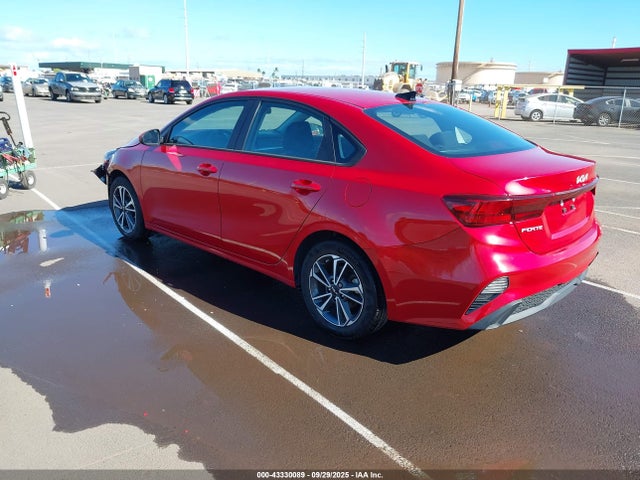 KIA Forte Lxs 2023 3KPF24AD8PE659815 Image 3