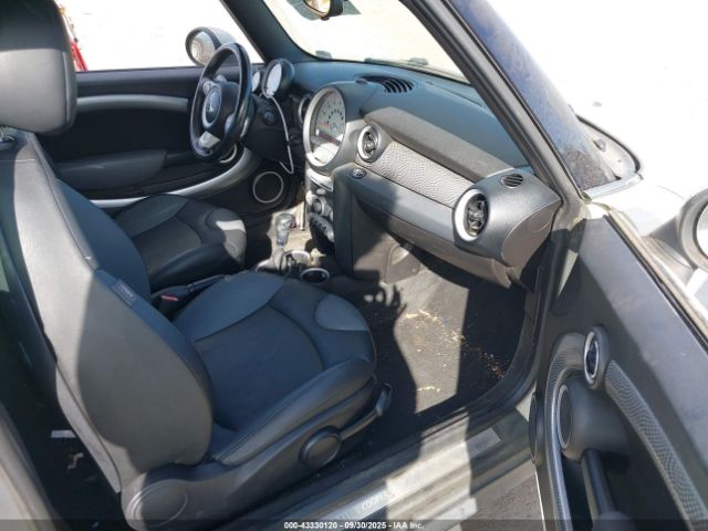 2009 MINI COOPER S WMWMS33549TY08123 Photo 4