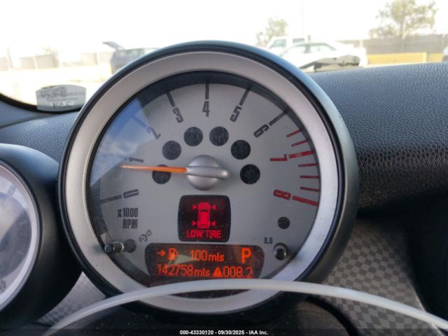 2009 MINI COOPER S WMWMS33549TY08123 Photo 6