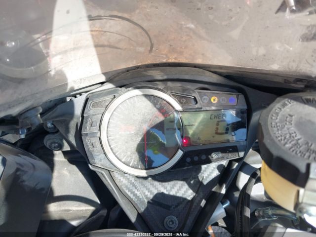 2024 SUZUKI GSX-R600 JS1GN7FA3R7101072 Photo 6