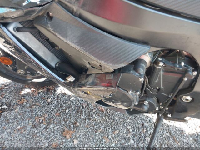 2024 SUZUKI GSX-R600 JS1GN7FA3R7101072 Photo 8