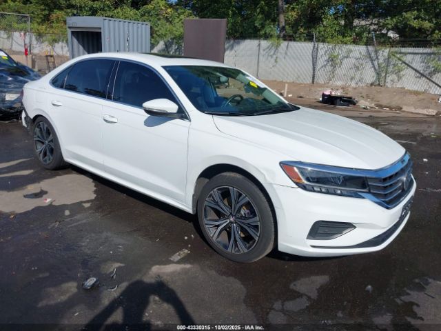 2022 VOLKSWAGEN PASSAT 1VWSA7A33NC005252