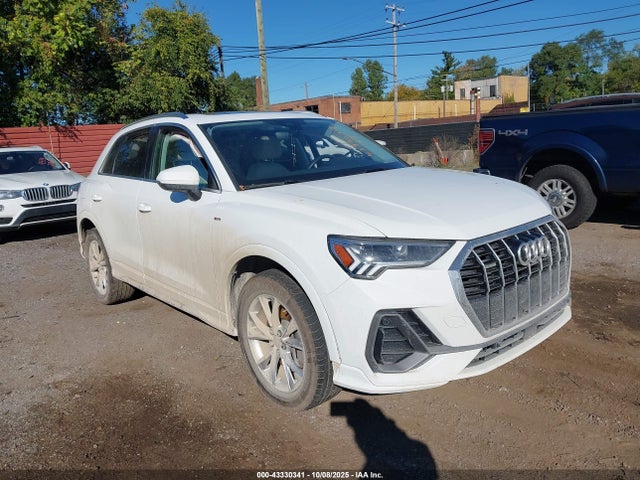 2022 AUDI Q3 WA1EECF30N1005513 Photo 0
