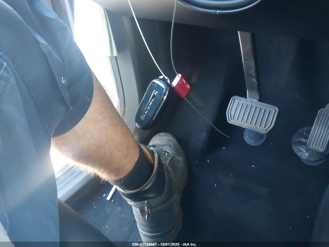 2018 TESLA MODEL X 5YJXCBE27JF101499 Photo 10