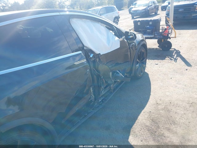 2018 TESLA MODEL X 5YJXCBE27JF101499 Photo 5