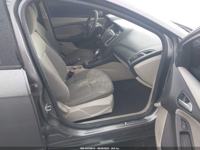 Ford 2014 2014 1FADP3F29EL442228 Image 5