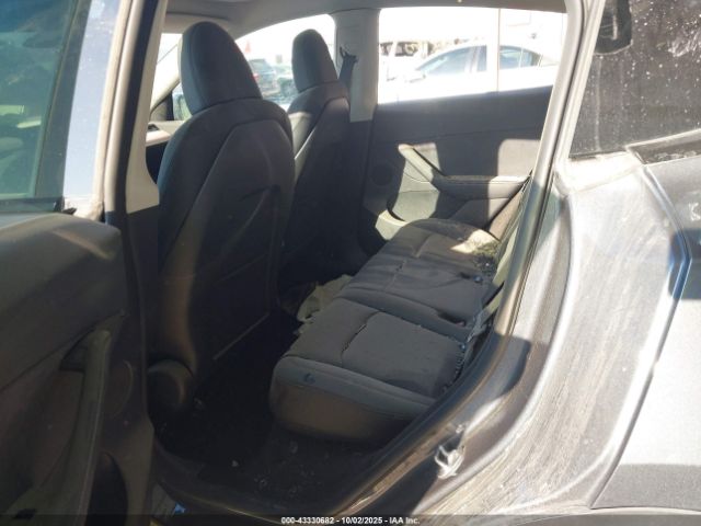 2022 TESLA MODEL Y 7SAYGDEE4NA004555 Photo 7