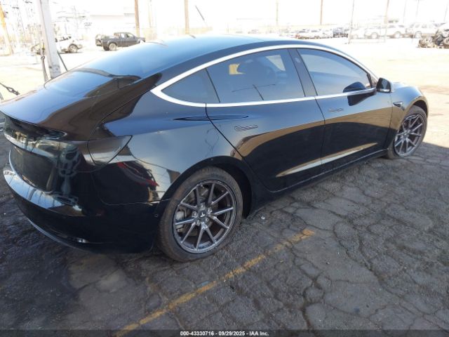 2018 TESLA MODEL 3 5YJ3E1EA5JF056654 Photo 3