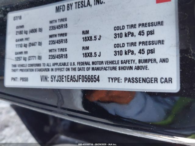 2018 TESLA MODEL 3 5YJ3E1EA5JF056654 Photo 8
