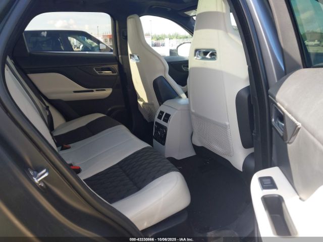 2019 JAGUAR F-PACE SADCZ2EE7KA607078 Photo 7