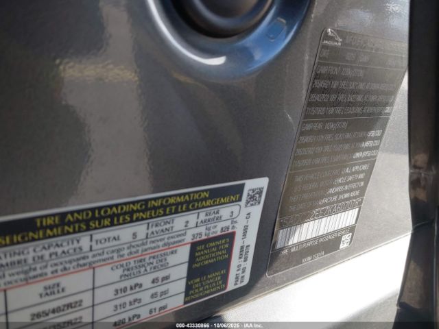 2019 JAGUAR F-PACE SADCZ2EE7KA607078 Photo 8