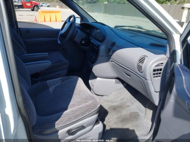 1998 PLYMOUTH VOYAGER 2P4GP25R5WR542945 Photo 4