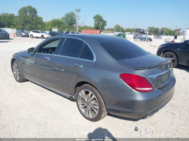 2018 MERCEDES-BENZ C 300 WDDWF4KB9JR397189 Photo 2