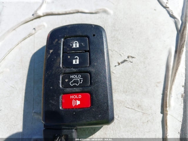 5TDJKRFH3GS319268 Toyota 2gr-fe
