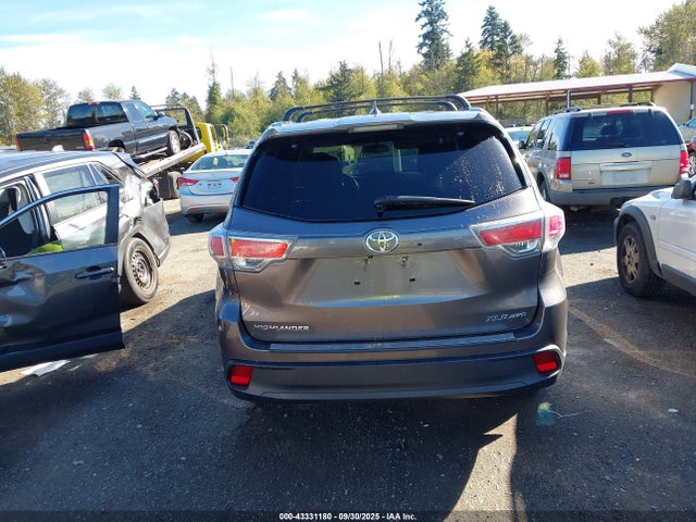 5TDJKRFH3GS319268 Toyota 2gr-fe