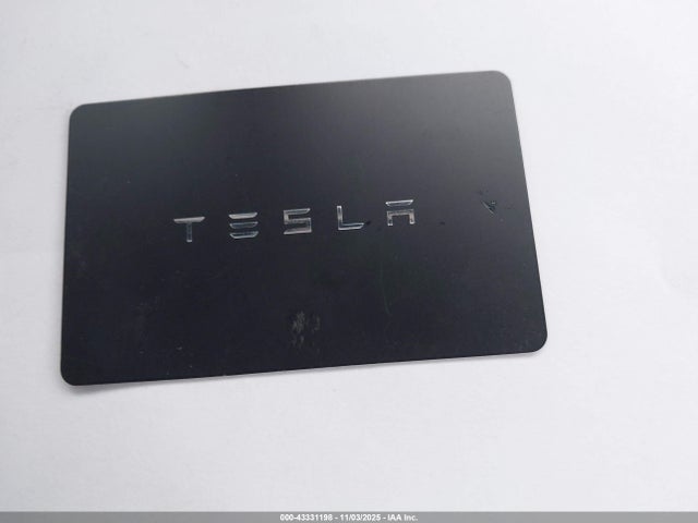 43331198 :رقم المزاد ، 7SAYGDEEXPF675234 vin ، 2023 Tesla Model Y مزاد بيع