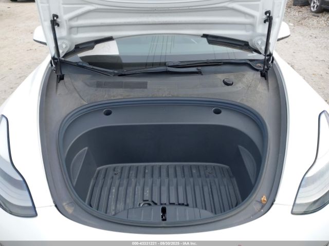 2022 TESLA MODEL 3 5YJ3E1EBXNF180157 Photo 9