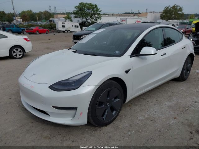2022 TESLA MODEL 3 5YJ3E1EBXNF180157 Photo 1