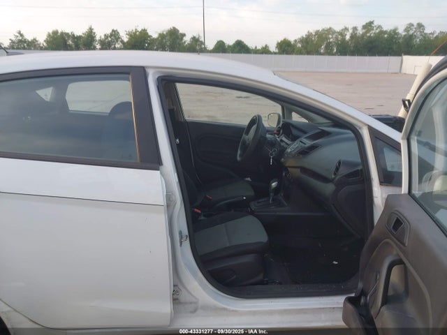 3FADP4TJ6FM224426 Ford 2015