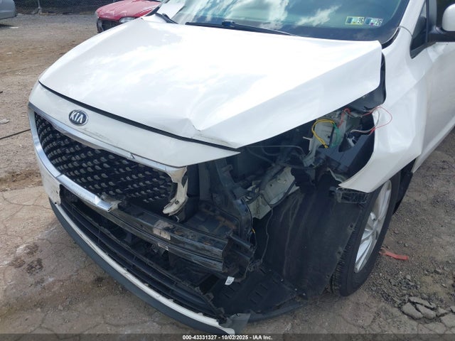 KNDMA5C10H6279703 KIA 2017