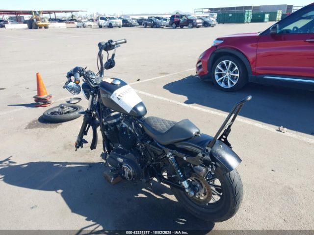 2014 HARLEY-DAVIDSON XL883 1HD4LE213EC411800 Photo 2