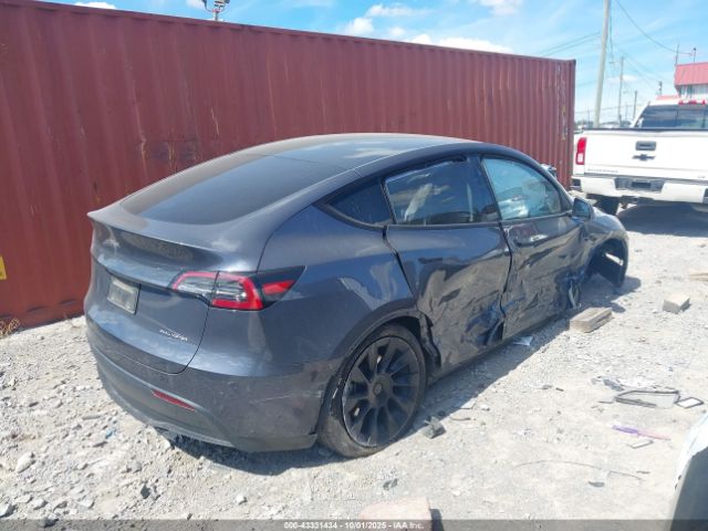 2023 TESLA MODEL Y 7SAYGDEE2PA197663 Photo 3