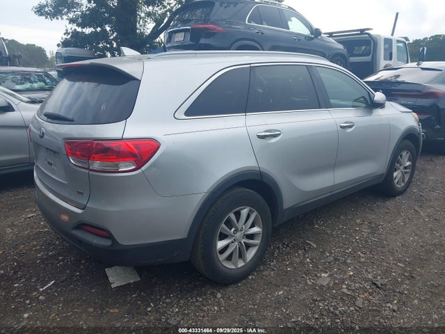 Продажа на аукционе авто 2016 Kia Sorento 2.4l Lx, vin: 5XYPG4A36GG026942, номер лота: 43331464