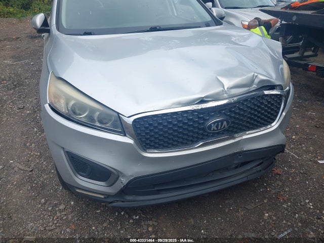 Продажа на аукционе авто 2016 Kia Sorento 2.4l Lx, vin: 5XYPG4A36GG026942, номер лота: 43331464